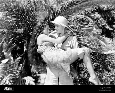  The Jungle Queen : Une aventure palpitante avec Dorothy Lamour et un mystère ancestral en Afrique !